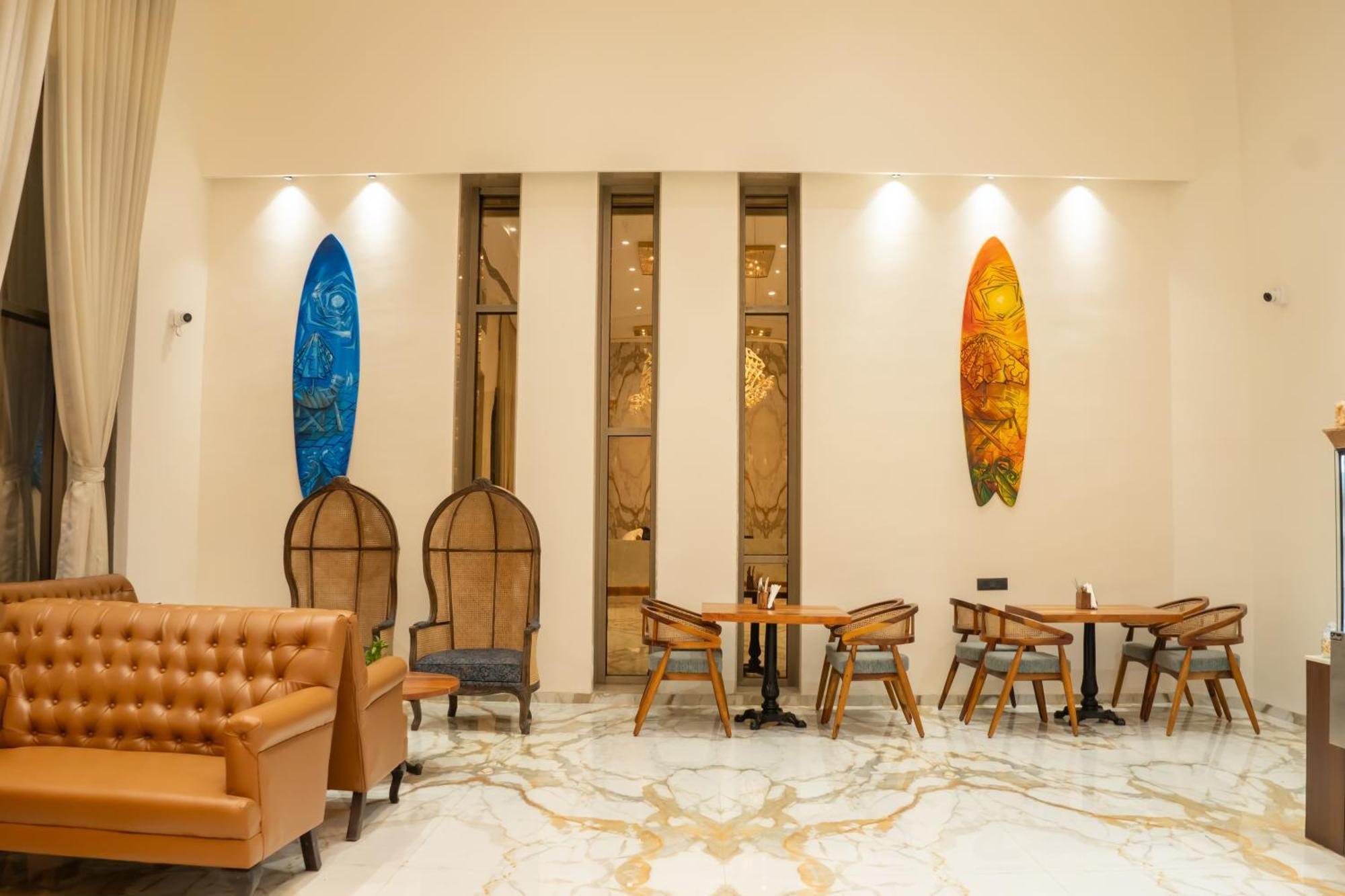 Pride Elite, Daman Hotel Exterior foto